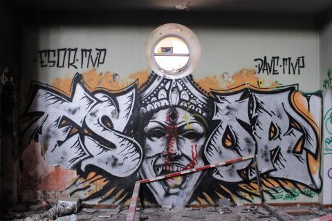 Una exposición de 32 fotografías analiza el graffiti en el reformatorio El Buen Pastor