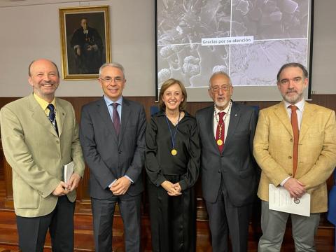 Blanca Bauluz Lázaro, catedrática de Cristalografía y Mineralogía, ingresa en la Real Academia de Ciencias Exactas, Físicas, Químicas y Naturales de Zaragoza