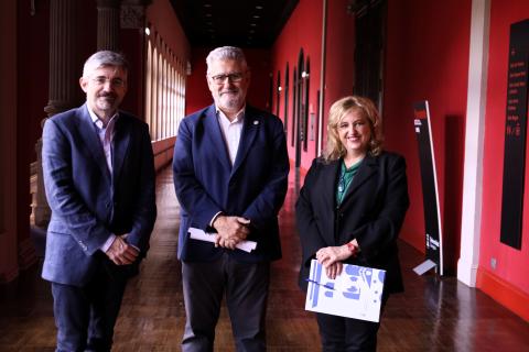Europa concede a Igor García Irastorza, físico de astropartículas de la Universidad de Zaragoza, el proyecto DarkQuantum financiado con casi 13M€ para desarrollar durante 6 años sensores cuánticos y avanzar en la detección de la Materia Oscura Europa concede a Igor García Irastorza, físico de astropartículas de la Universidad de Zaragoza, el proyecto DarkQuantum financiado con casi 13M€ para desarrollar durante 6 años sensores cuánticos y avanzar en la detección de la Materia Oscura