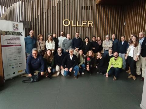 El Laboratorio de Análisis de Aroma y Enología de Unizar participa en un estudio que permitirá potenciar los vinos de alta calidad e impulsar el sector del corcho nacional El Laboratorio de Análisis de Aroma y Enología de Unizar participa en un estudio que permitirá potenciar los vinos de alta calidad e impulsar el sector del corcho nacional