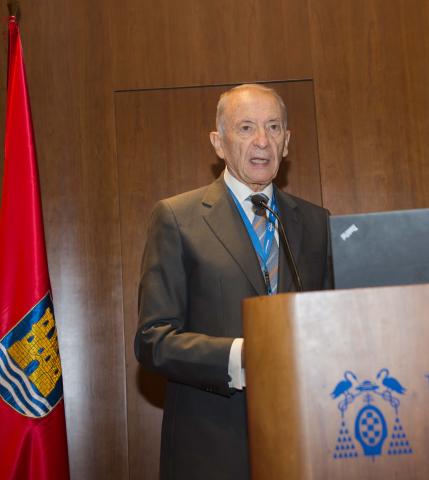 Luis Oro (2019)
